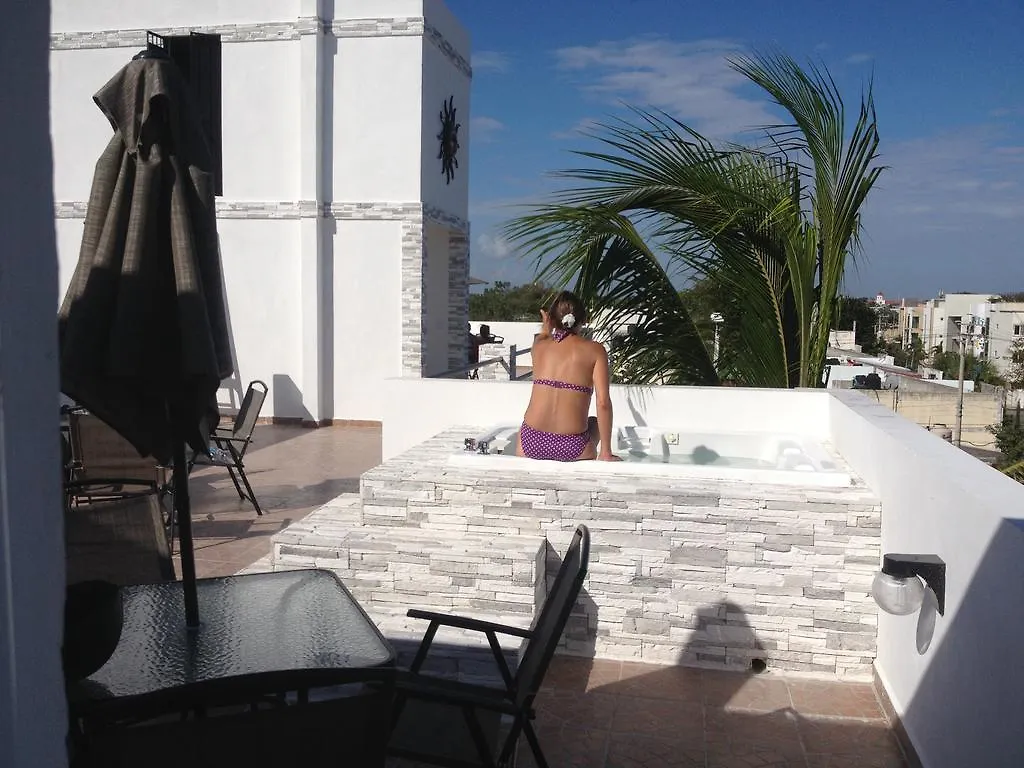 Condotel Ca'Del Sol Playa del Carmen