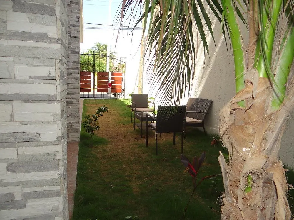 Condotel Ca'Del Sol Playa del Carmen